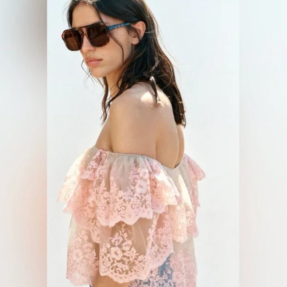 Zara Embroidered Ruffle Top NWT - Picture 6 of 15